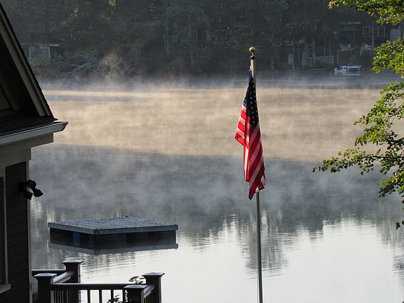 Morning mist on the pond