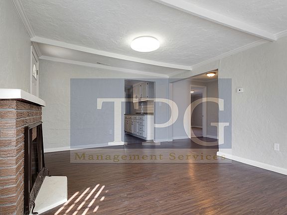 5th image of 6609 Richmond Ave