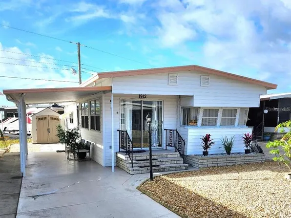 1912 Iowa Ave, Bradenton, FL 34207