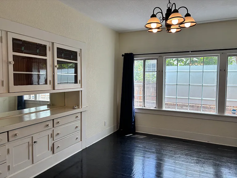 428 S Chicago St — Photo 12