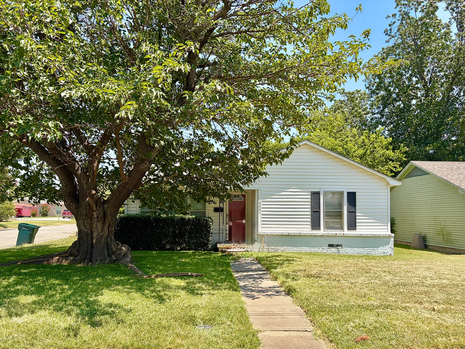 4 bed, 1493 sqft, $1,495 — Photo 1