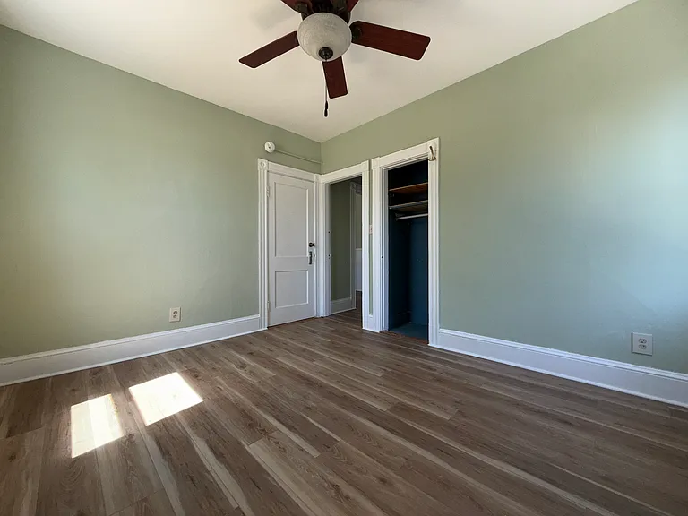 550 Winter St #1 — Photo 7