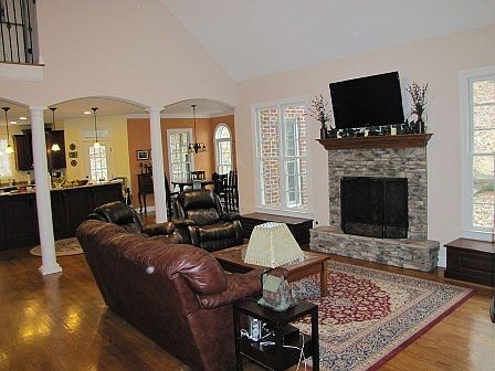 4th image of 55 Sierra Ct