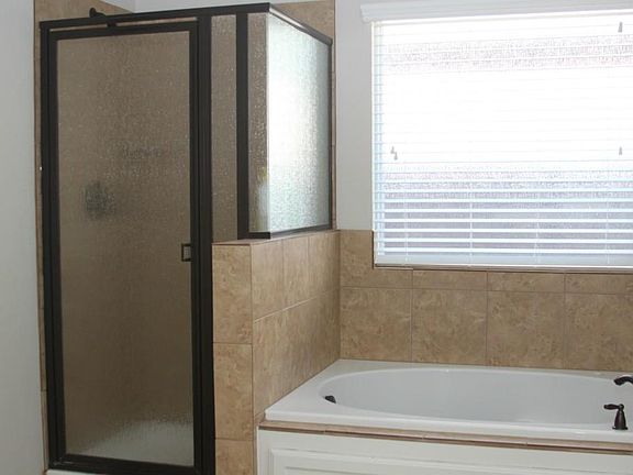 5th image of 2336 Janna Way