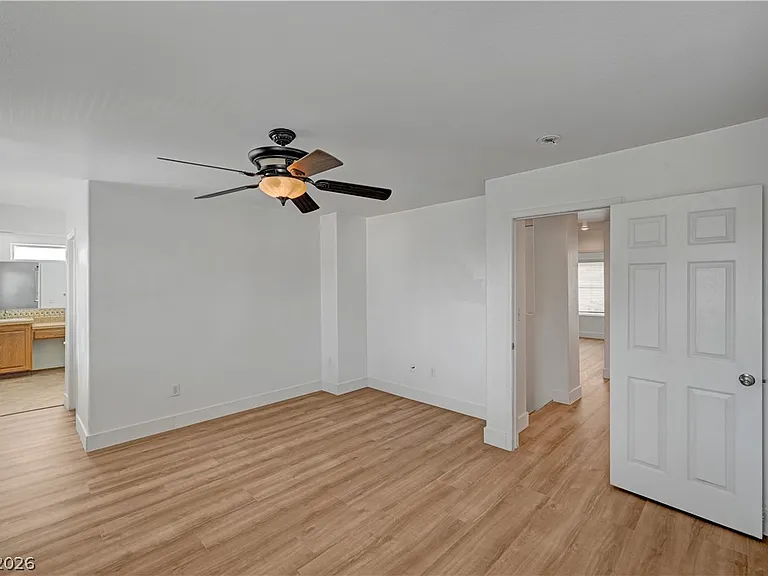 9985 Big Bow Springs Ct — Photo 19