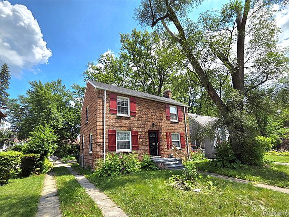 3rd image of 15454 Gilchrist St