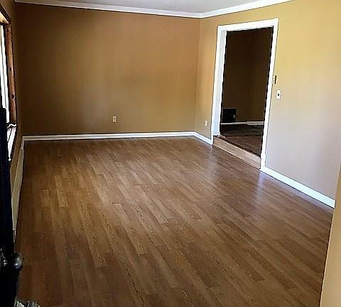 2nd image of 2537 McEwan Blvd