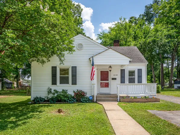 13 W Magruder St, Sandston, VA 23150