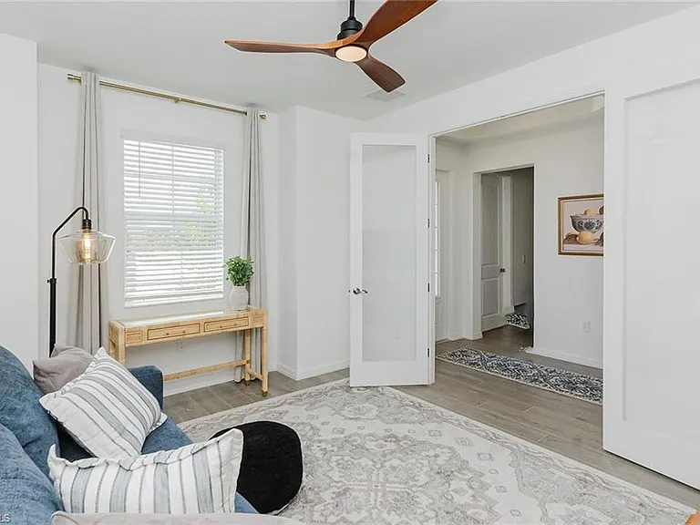 5453 Pikewood Ct — Photo 32