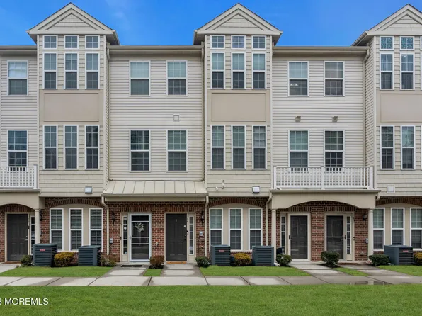 14 Kyle Drive, Tinton Falls, NJ 07712