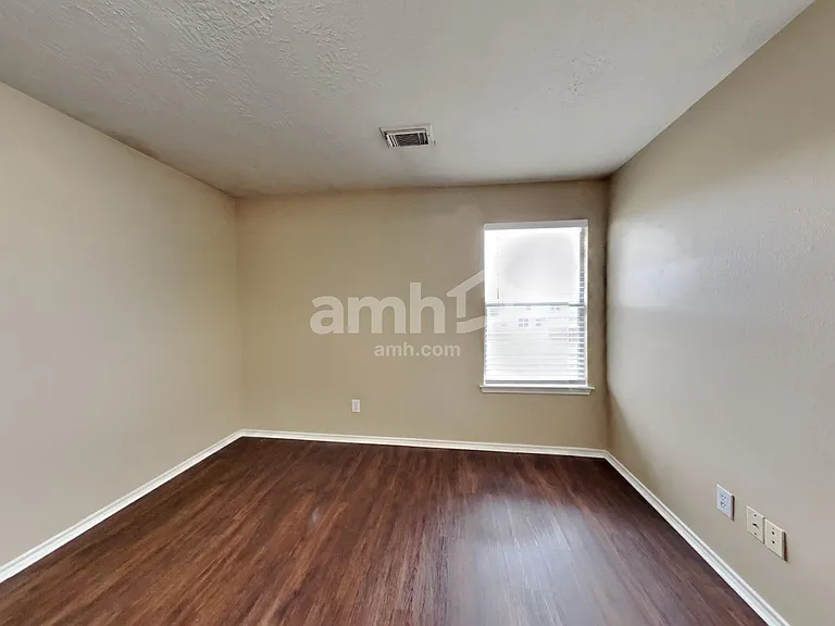 8030 Echinacea Dr — Photo 15