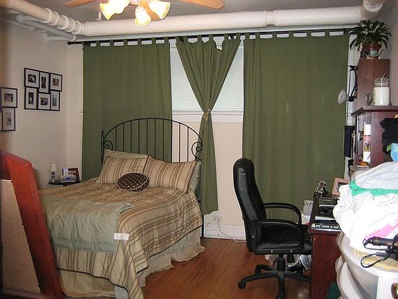 4th image of 442 W Arlington Pl #G