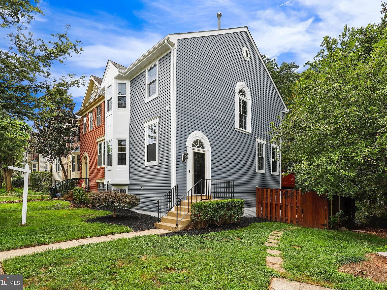 47587 Comer Sq, Sterling, VA 20165 Zillow