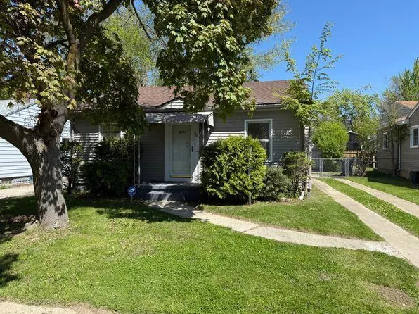 609 Buckingham Ave, Flint, MI 48507