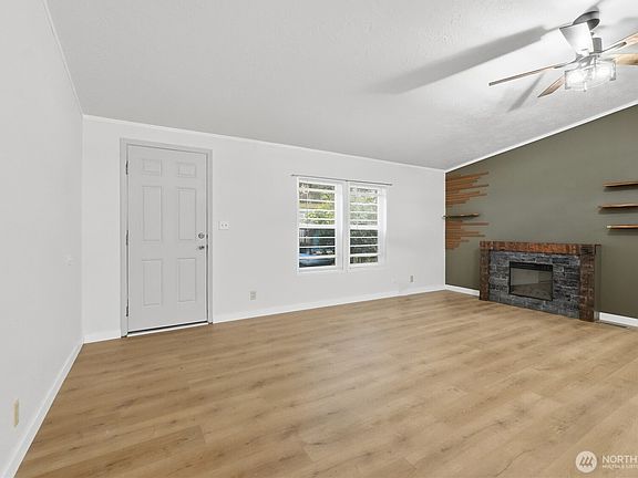 3rd image of 20020 135th Avenue E #57