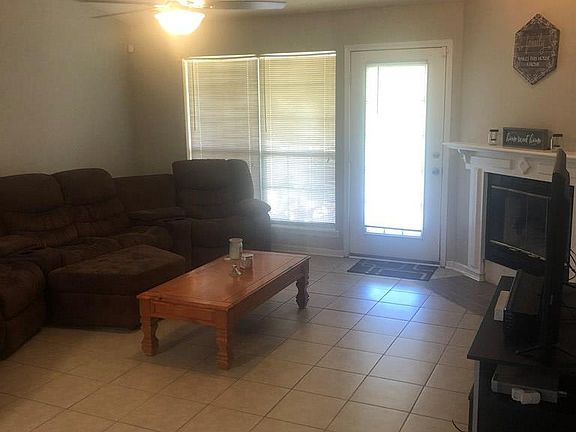 4th image of 314 Green Willow Dr