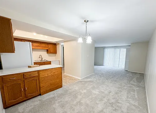 1404 Bradley Dr #B-213 Photo 1 1404 Bradley Dr #B-213 Photo 1