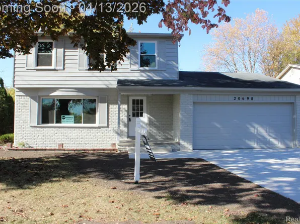 20698 Coachwood Rd, Riverview, MI 48193