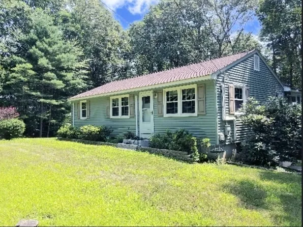 177 Yew St, Douglas, MA 01516