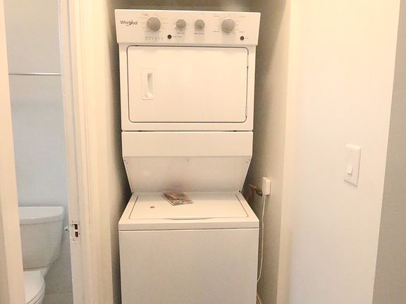 5th image of 5459 S Ingleside Ave APT 2N