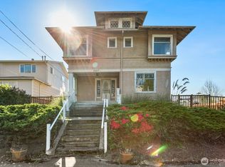 2647 Walnut Ave SW, Seattle, WA 98116