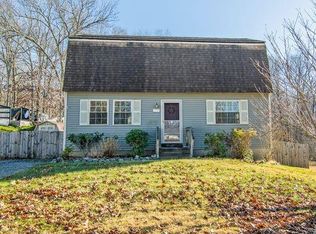 179 Colonial Rd, Plainfield, CT 06374