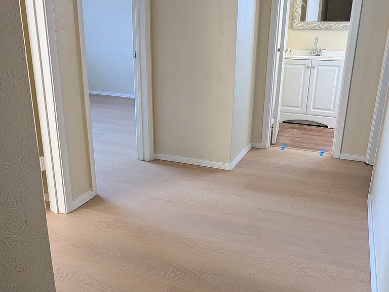 2902 Meadow Park Dr — Photo 8