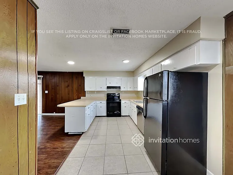 4830 S Gachet Blvd — Photo 5