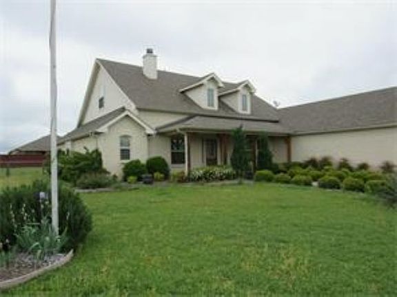 2nd image of 180 Meadow Park Dr