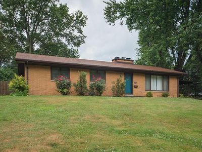 18 Berrywood Dr, Belleville, IL, 62226