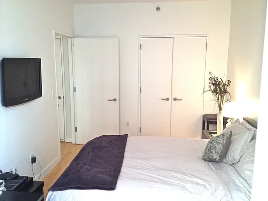 Rented by Nest Seekers International | media 14