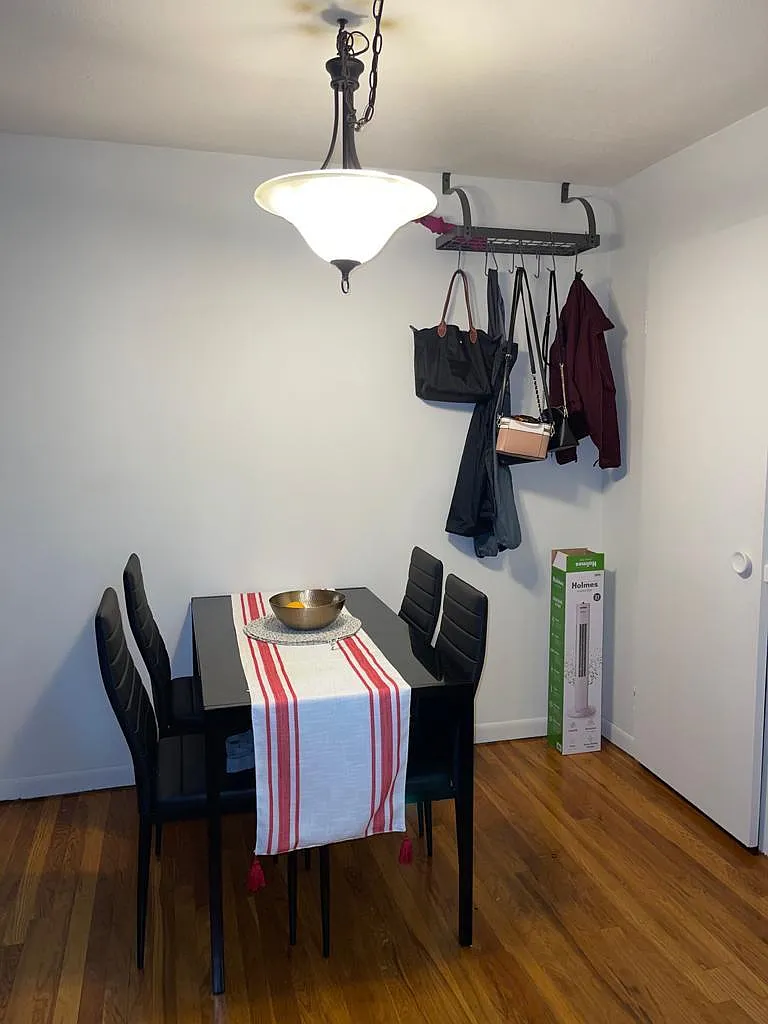 Building Photo - 32 Park Avenue Ct #14
