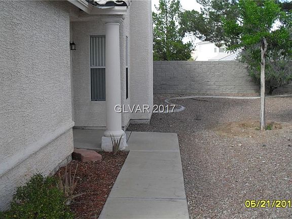 3rd image of 904 Cozy Valley St #0