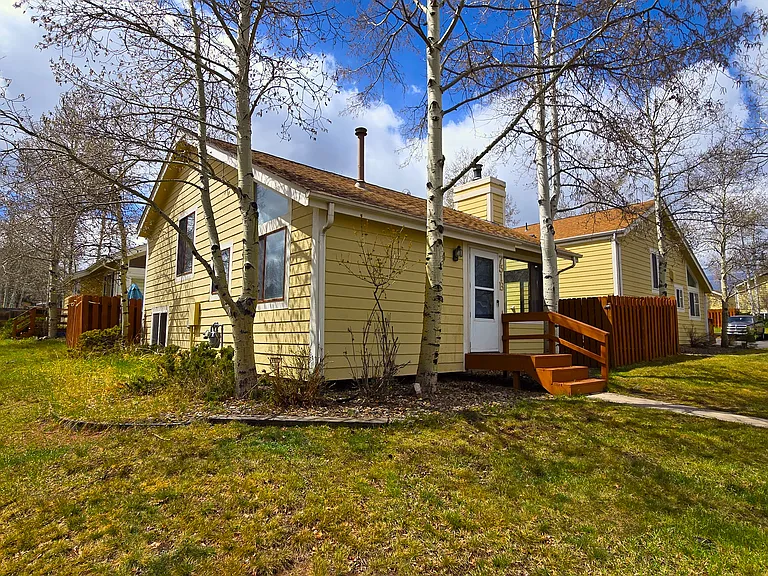 751 Columbine Village Dr #B — Photo 32