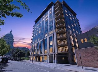 100 Wisconsin Ave APT 805, Madison, WI 53703