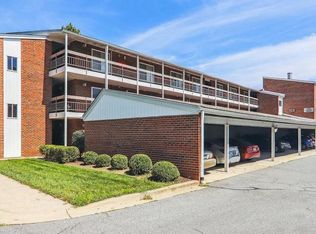 15100 Glade Dr #11-3A, Silver Spring, MD 20906