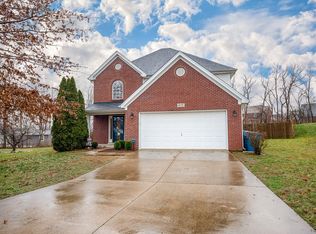 4717 Bay Cove Ct, Louisville, KY 40245