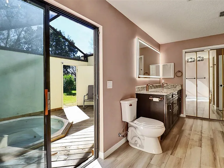4318 Woodtree Ln — Photo 24