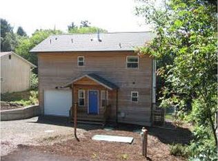 5720 7th St NW, Tillamook, OR 97141