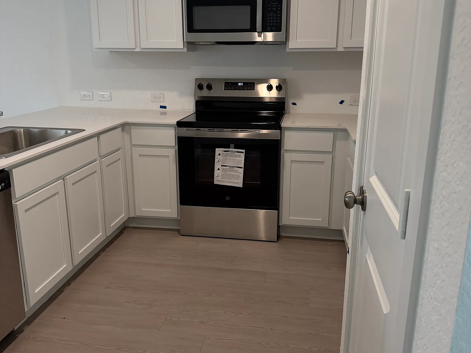 4 bed, 1600 sqft, $1,745 — Photo 4