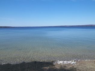 2423 Boy Scout Rd #5, Indian River, MI 49749