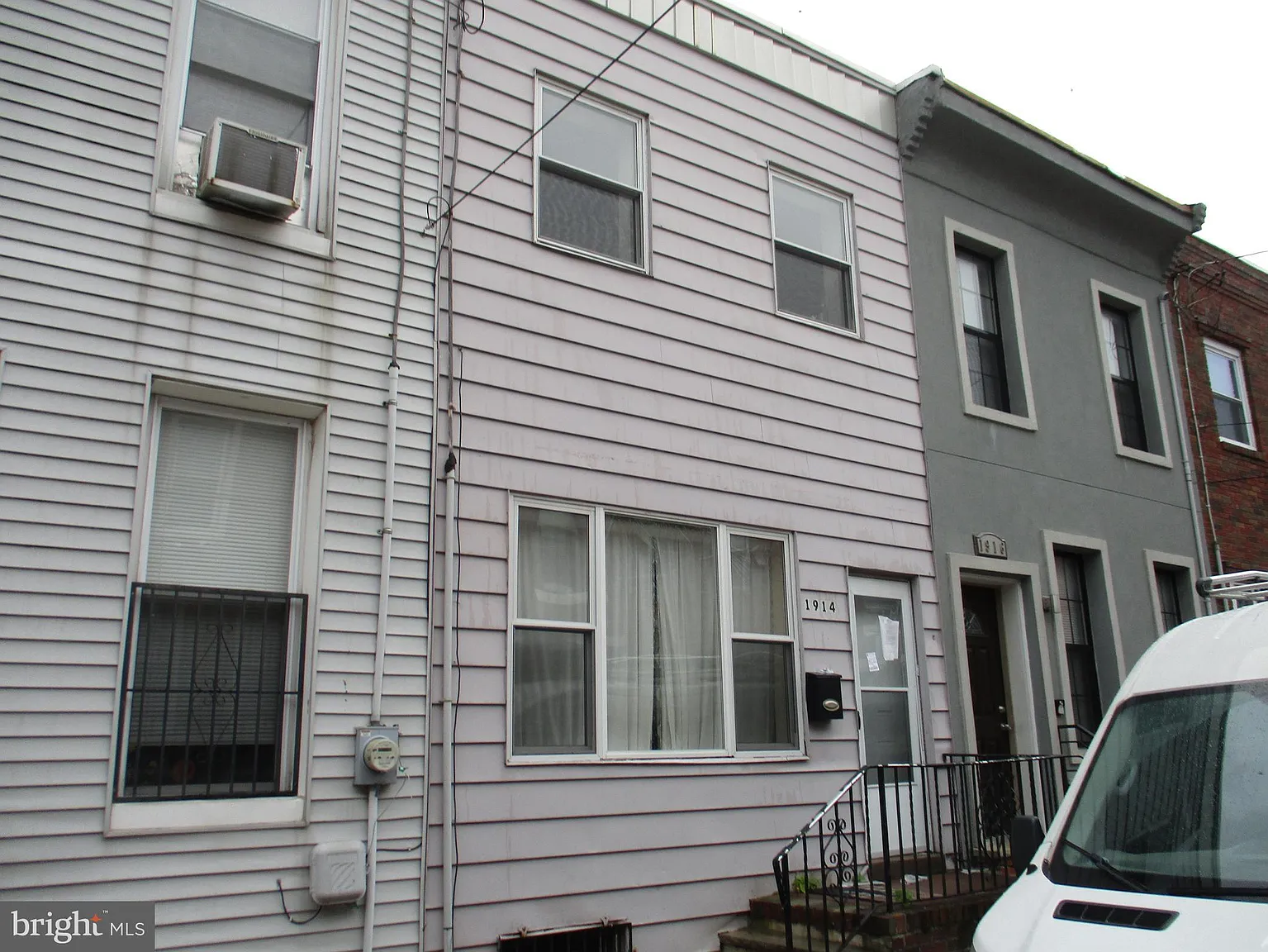 1914 Pierce St photo 1