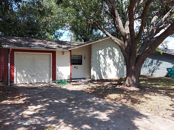 2nd image of 42 Bruce Ln