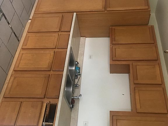 3rd image of 1433 Ambassador Ln