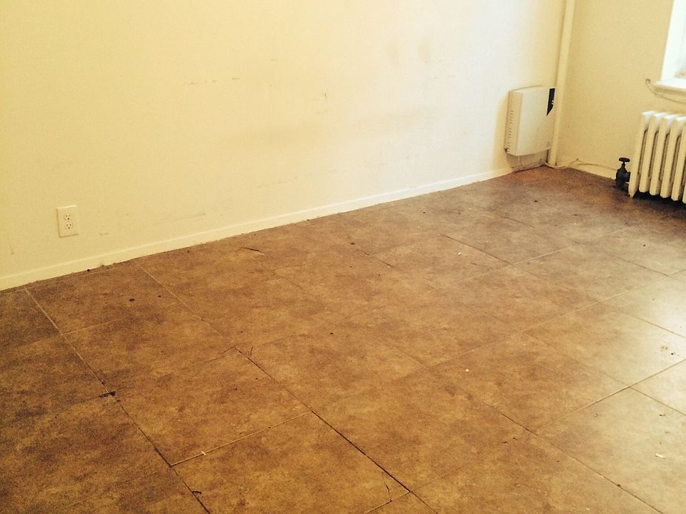 1st image of 2369 85th St APT 1R