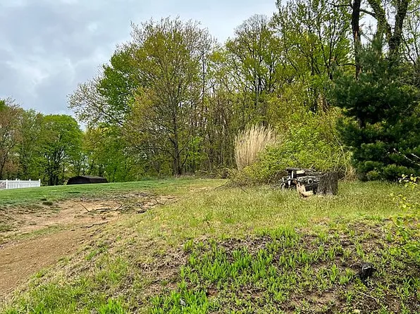 163 Baker Rd, Monaca, PA 15061