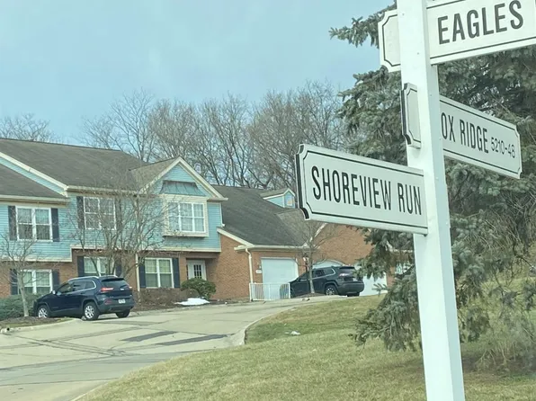 5233 Fox Ridge Dr, Cincinnati, OH 45248