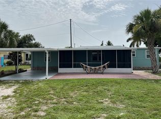 4746 Sandpiper Dr, Saint James City, FL 33956