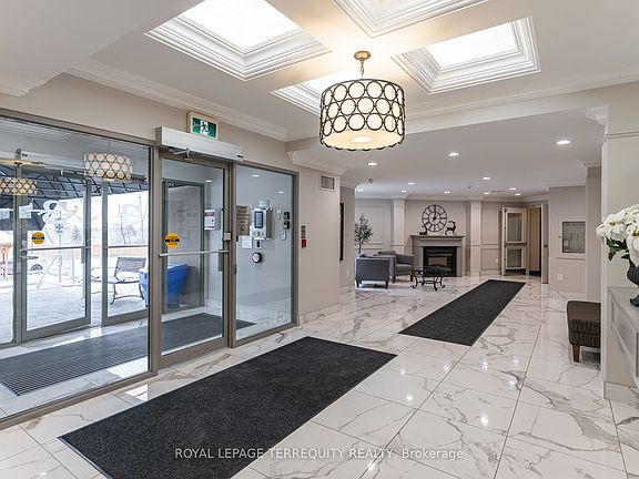 3rd image of 2085 Amherst Heights Dr #212