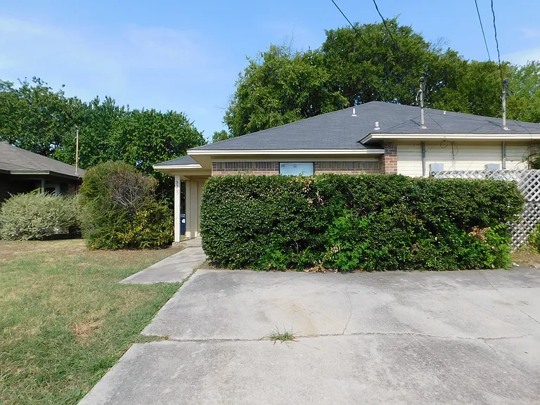 3305 Gardenview Cir #3305 — Photo 2
